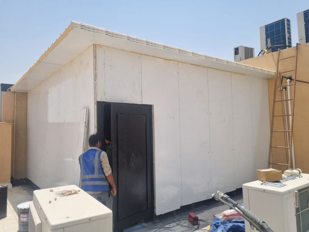 ساندوتش بانل جدة